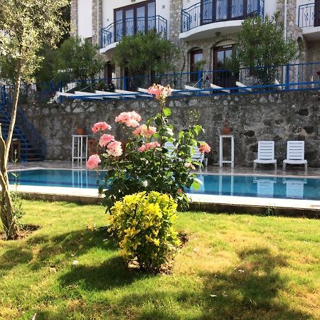 Alp Inn Villas トゥルンチュ エクステリア 写真