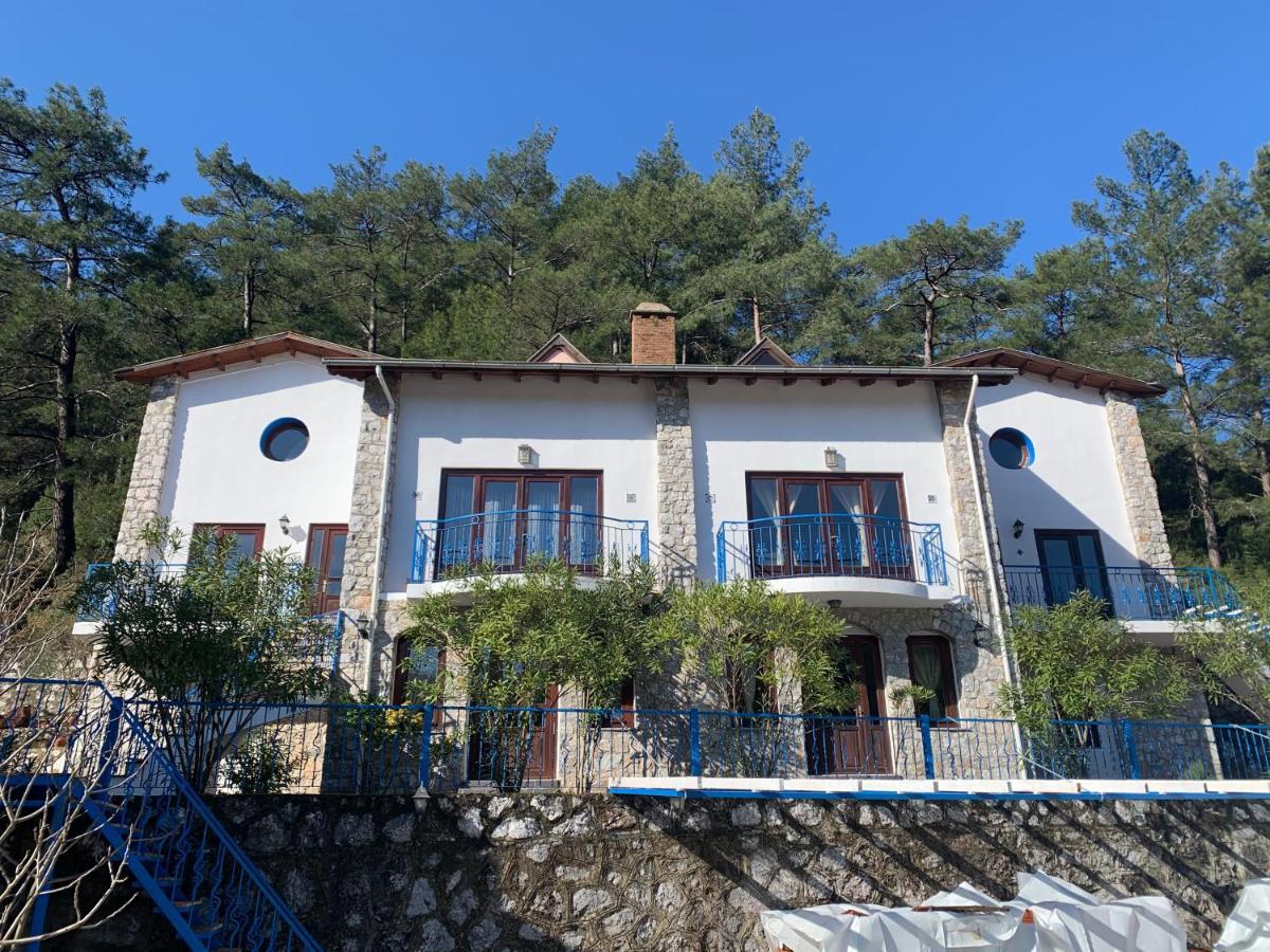 Alp Inn Villas トゥルンチュ エクステリア 写真