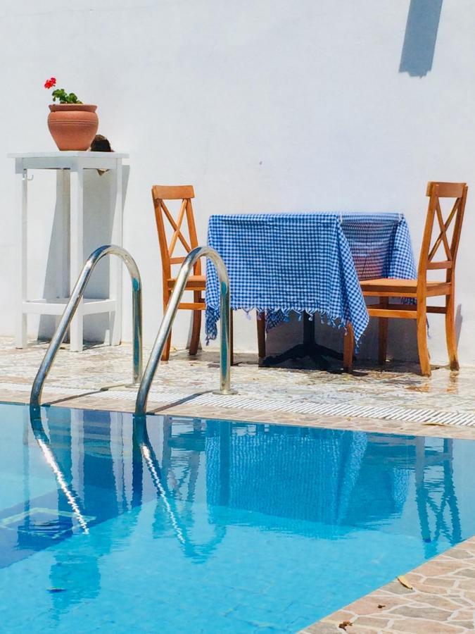 Alp Inn Villas トゥルンチュ エクステリア 写真